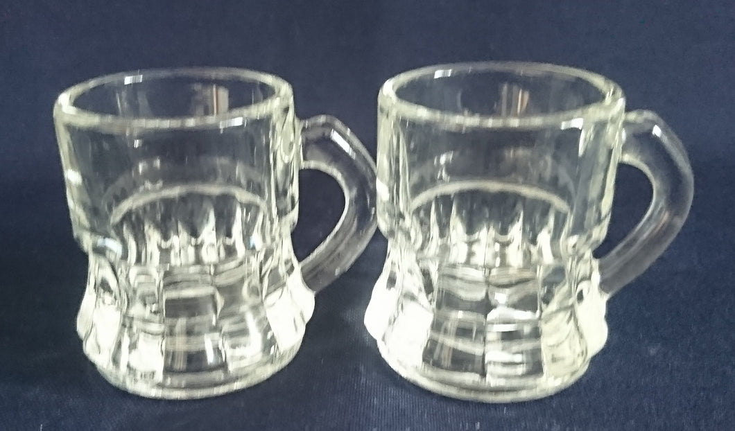 2er Set SHOT KURZE SCHNAPS- GETRÄNKEGLÄSER - Hartglas, Klar Linien Rechteckig Senkrecht Relief Motiv Dekor (BC)