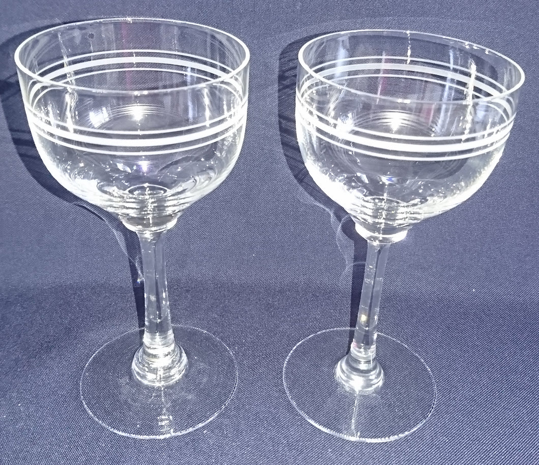 2er Set WEIßWEIN~ GETRÄNKEGLÄSER - Hartglas, Geschliffen Mattiert Waagerecht Linien Streifen Motiv Dekor