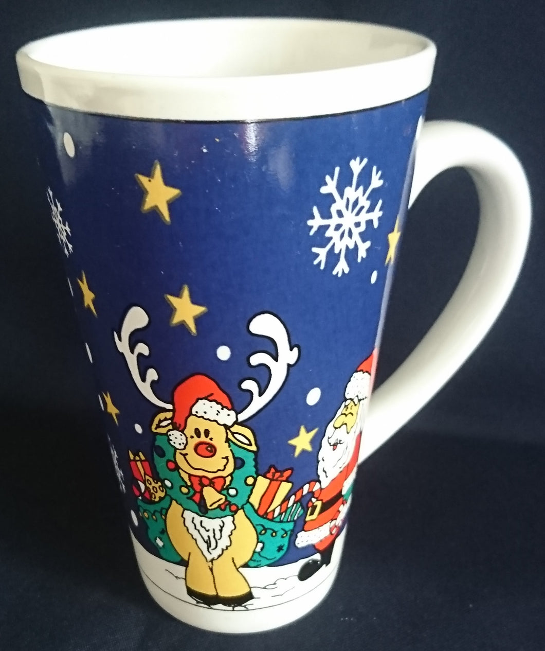 GETRÄNKE TASSENPOTT - Keramik / Steingut, Comic Rentier Weihnachtsmann Schneeflocken Sterne Motiv Dekor (BC)
