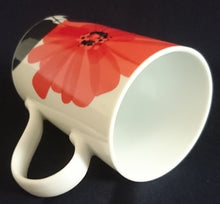 Lade das Bild in den Galerie-Viewer, 2er Set KAFFEETASSEN - Porzellan, Flora Große Mohnblumen Blüten Pflanzen Motiv Dekor
