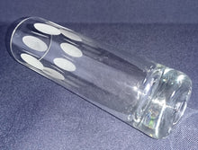 Lade das Bild in den Galerie-Viewer, MINI LONGDRINK~ GETRÄNKEGLAS - Kristallglas, Mattiert Ovale Kreise Flecken Punkte Motiv Dekor
