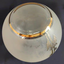 Lade das Bild in den Galerie-Viewer, KUGEL~ BLUMENVASE - Hartglas, Goldrand Flora Pflanze Blume Relief Motiv Dekor
