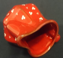 Lade das Bild in den Galerie-Viewer, 3er Set MILCHKÄNNCHEN &amp; ZUCKERDOSE MIT DECKEL - Keramik / Steingut, Punkte Dreier Kreise Senkrechte Balken Relief Motiv Dekor

