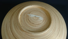 Lade das Bild in den Galerie-Viewer, 2er Set SCHALENTELLER - Holz (Balsa), Baumjahres Ringe Holz Kreise Motiv Dekor
