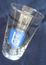 Lade das Bild in den Galerie-Viewer, SHOT~ SCHNAPS~ GETRÄNKEGLAS - Hartglas, Wappen Stadt Ort Bad Bellingen Aufschrift Motiv Dekor (nBC)
