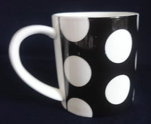 Lade das Bild in den Galerie-Viewer, 2er FRÜHSTÜCKSSET KAFFEETASSE &amp; MÜSLISCHALE &quot;Polkadot&quot; - Porzellan, Punkte Kreise Flecken Motiv Dekor
