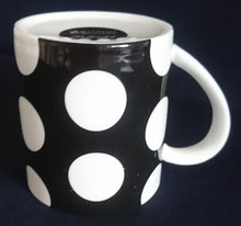 Lade das Bild in den Galerie-Viewer, 2er FRÜHSTÜCKSSET KAFFEETASSE &amp; MÜSLISCHALE &quot;Polkadot&quot; - Porzellan, Punkte Kreise Flecken Motiv Dekor
