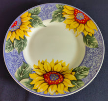 Lade das Bild in den Galerie-Viewer, UNTERTASSE - Porzellan, Flora Sommer Sonnenblumen Blüten Motiv Dekor
