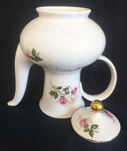 Lade das Bild in den Galerie-Viewer, 5er Set KAFFEEKANNE + DECKEL &amp; MILCHKÄNNCHEN &amp; ZUCKERDOSE + DECKEL &quot;Annabell&quot; - Porzellan, Goldrand Flora Rosenblumen Blüten Relief Motiv Dekor
