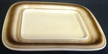 Lade das Bild in den Galerie-Viewer, BUTTERDOSE MIT DECKEL &quot;Corda Avana&quot; - Porzellan, Gedrehtes Seil Zopf Strick Relief Motiv Dekor
