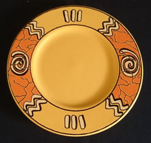 Lade das Bild in den Galerie-Viewer, UNTERTASSE &quot;Pasiega&quot; - Keramik / Steingut, Abstrakt Geometrische Zeichen Spirale Linien Motiv Dekor (nBC)
