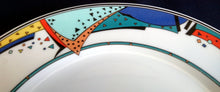 Lade das Bild in den Galerie-Viewer, DESSERTTELLER - Porzellan, Dreiecke Geometrisches Abstrakt Linien Motiv Dekor
