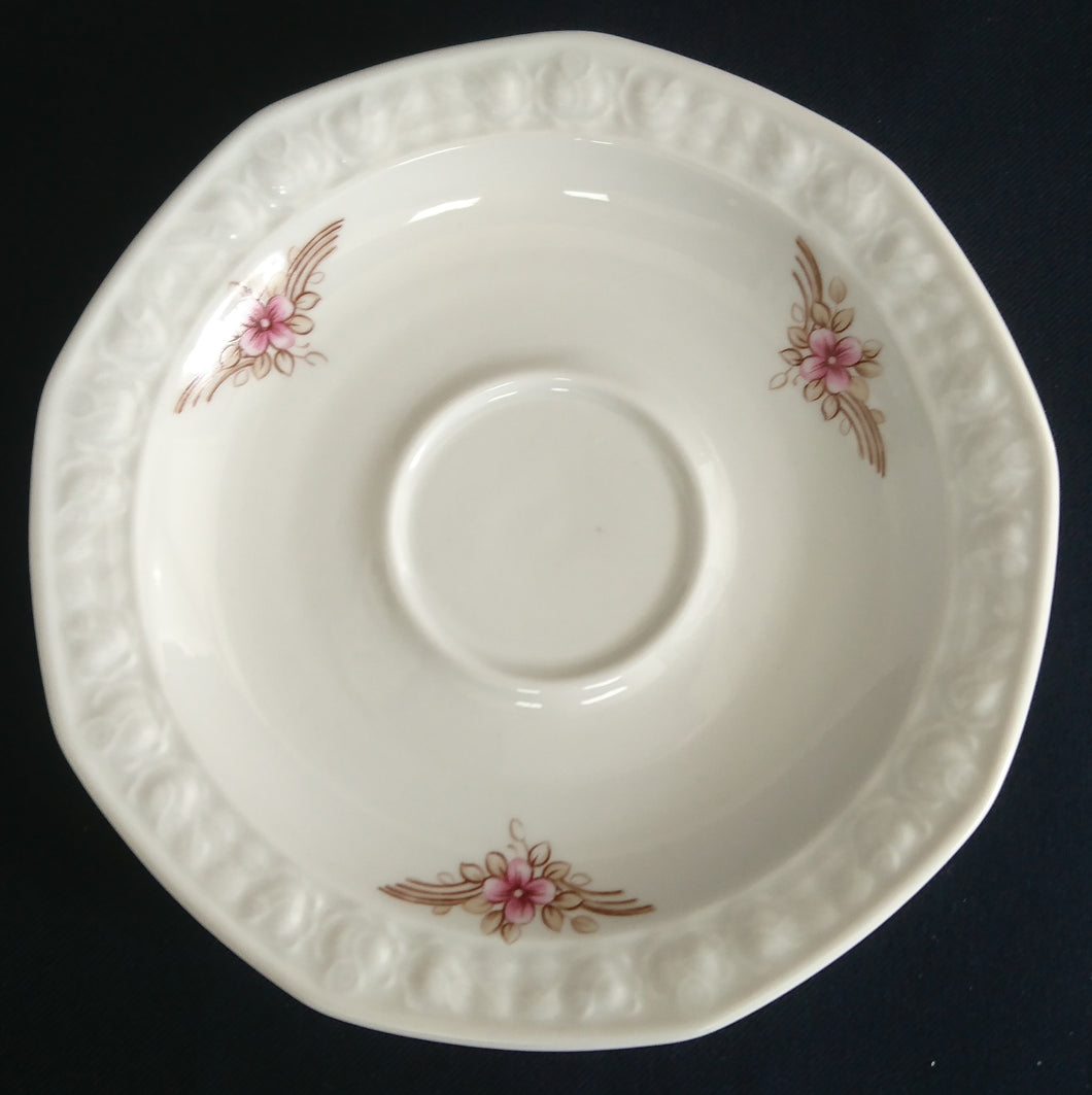 UNTERTASSE - Porzellan, Flora Blumenblüten Pflanzen Relief Motiv Dekor