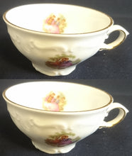 Lade das Bild in den Galerie-Viewer, 2er Set 2er MOCCAGEDECK - Porzellan, Goldrand Barock Dekor
