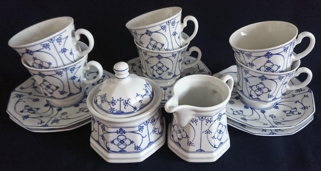 15 Teiiges KAFFEESERVICE- Porzellan, Indisch Blau Strohblume Motiv Dekor