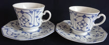 Lade das Bild in den Galerie-Viewer, 2er Set 2er KAFFEEGEDECKE- Porzellan, Indisch Blau Strohblume Motiv Dekor
