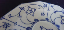 Lade das Bild in den Galerie-Viewer, 2er Set 2er KAFFEEGEDECKE- Porzellan, Indisch Blau Strohblume Motiv Dekor
