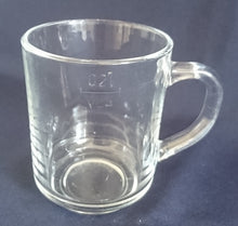 Lade das Bild in den Galerie-Viewer, KAFFEETASSE - Press- / Hartglas, Einfärbiges Klares Dekor
