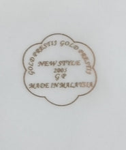 Lade das Bild in den Galerie-Viewer, UNTERTASSE - Porzellan, Muschelform Glänzend &amp; Matt Modern Dekor
