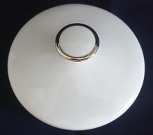Lade das Bild in den Galerie-Viewer, BEILAGEN-TERRINE MIT DECKEL - Porzellan, Silberrand Linien Dekor

