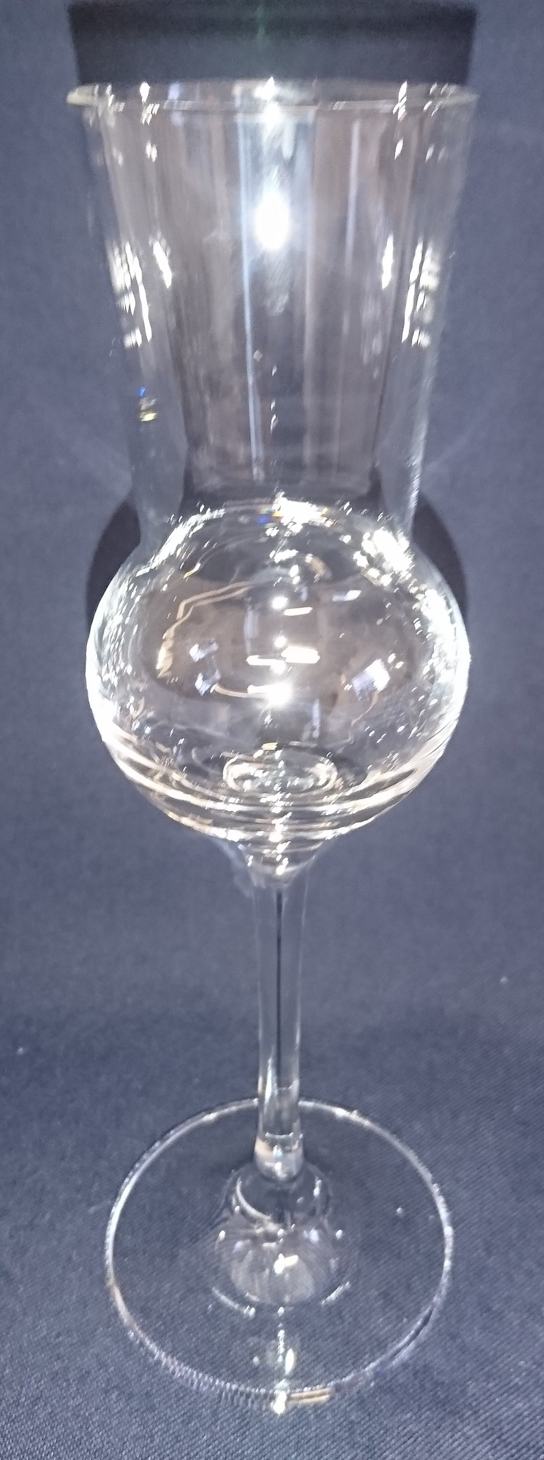 GETRÄNKEGLAS - Hartglas, Gewölbte Form, Klares Dekor