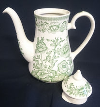 Lade das Bild in den Galerie-Viewer, 5er Set KAFFEEKANNE MIT DECKEL / MILCHKÄNNCHEN / ZUCKERDOSE MIT DECKEL &quot;Staffordshire&quot; (Limited) - Keramik / Steingut, Indian Tree Style Unterglasur Dekor, Hand graviert (Hand Engraved)
