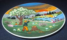 Lade das Bild in den Galerie-Viewer, WAND SAMMELTELLER &quot;Frühling&quot; - Vierjahreszeiten, Porzellan, Barbara Fürstenhöfer Designerin
