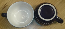 Lade das Bild in den Galerie-Viewer, 2er Set 2er KAFFEEGEDECKE - Keramik / Steingut, Punkte Kreise Dekor
