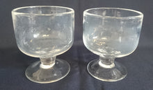 Lade das Bild in den Galerie-Viewer, EISDESSERT BECHER - Hartglas, Kreisförmige Geometrische Form
