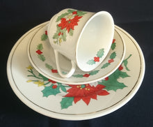 Lade das Bild in den Galerie-Viewer, 3er KAFFEEGEDECK - Porzellan, Advents Weihnachtsstern Flora Blatt Blätter Goldrand Dekor
