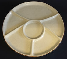 Lade das Bild in den Galerie-Viewer, FONDUETELLER (6 Kammer) - Keramik / Steingut, Gesprenkelt Dekorrand oBE
