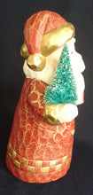 Lade das Bild in den Galerie-Viewer, WEIHNACHTSDEKORATION WEIHNACHTSMANN - Keramik / Steingut, Weihnachtsmann Tannenbaum Bart Motiv Form Dekor (G)
