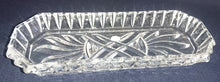 Lade das Bild in den Galerie-Viewer, KLEINE GEBÄCKSCHALE - Kristallglas, Geometrisches Abstraktes Linien Dekor
