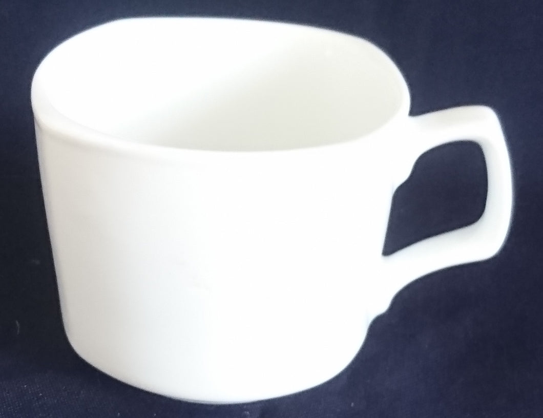 KAFFEETASSE - Porzellan, Einfärbig Quadratisch Abgerundetes Form Dekor