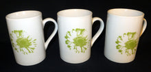 Lade das Bild in den Galerie-Viewer, KAFFEETASSE - Porzellan, Farbklecks- / Fleck Dekor

