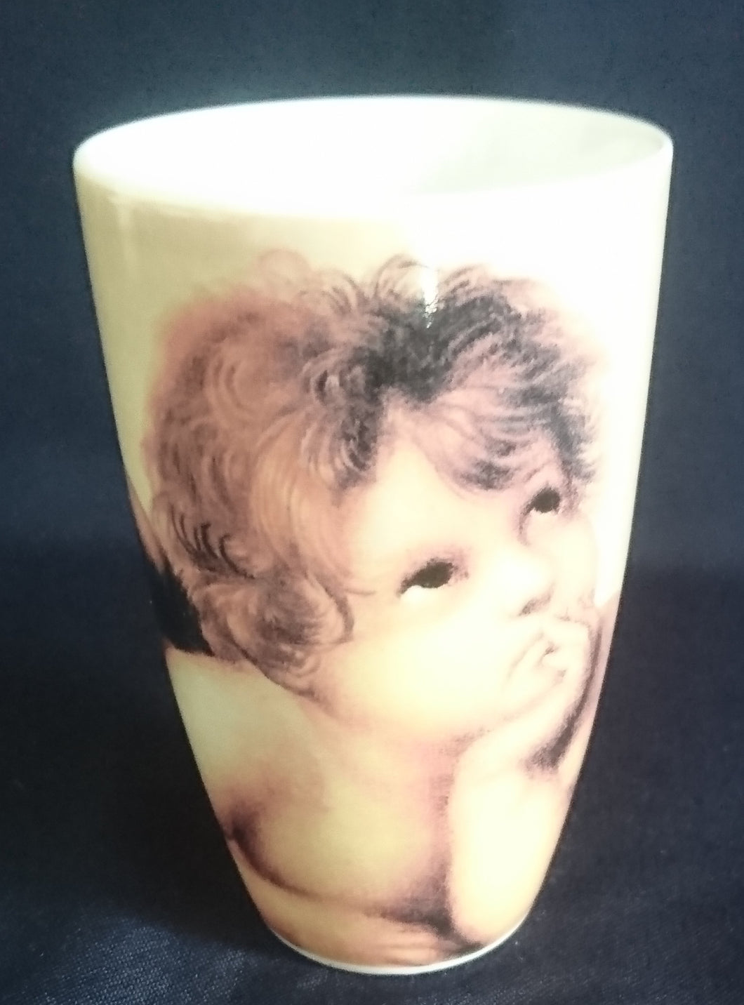 KAFFEETASSE - Porzellan, Kindliches Engel Motiv Dekor