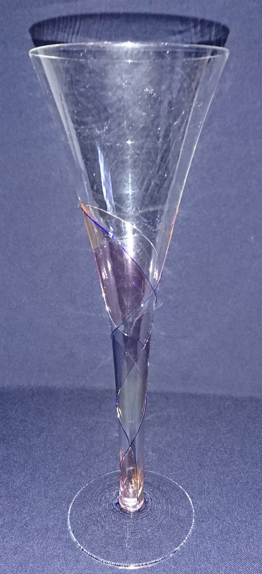 GETRÄNKEGLAS - Hartglas, Abstrakt Linien Balken Striche Dekor No.1