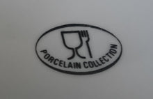 Lade das Bild in den Galerie-Viewer, 17 Teiliges KAFFEESERVICE &quot;Porcelain Collection&quot; - Porzellan, Ländliches Gänse Schleifen Motiv Dekor

