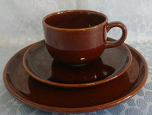 Lade das Bild in den Galerie-Viewer, 3er KAFFEEGEDECK &quot;Friesland&quot; - Keramik / Steingut, Einfärbiges Dekor (G)
