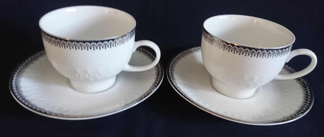 2er Set 2er KAFFEEGEDECKE - Porzellan, Platinrand Abstrakter Geometrisches Muster Relief Dekor