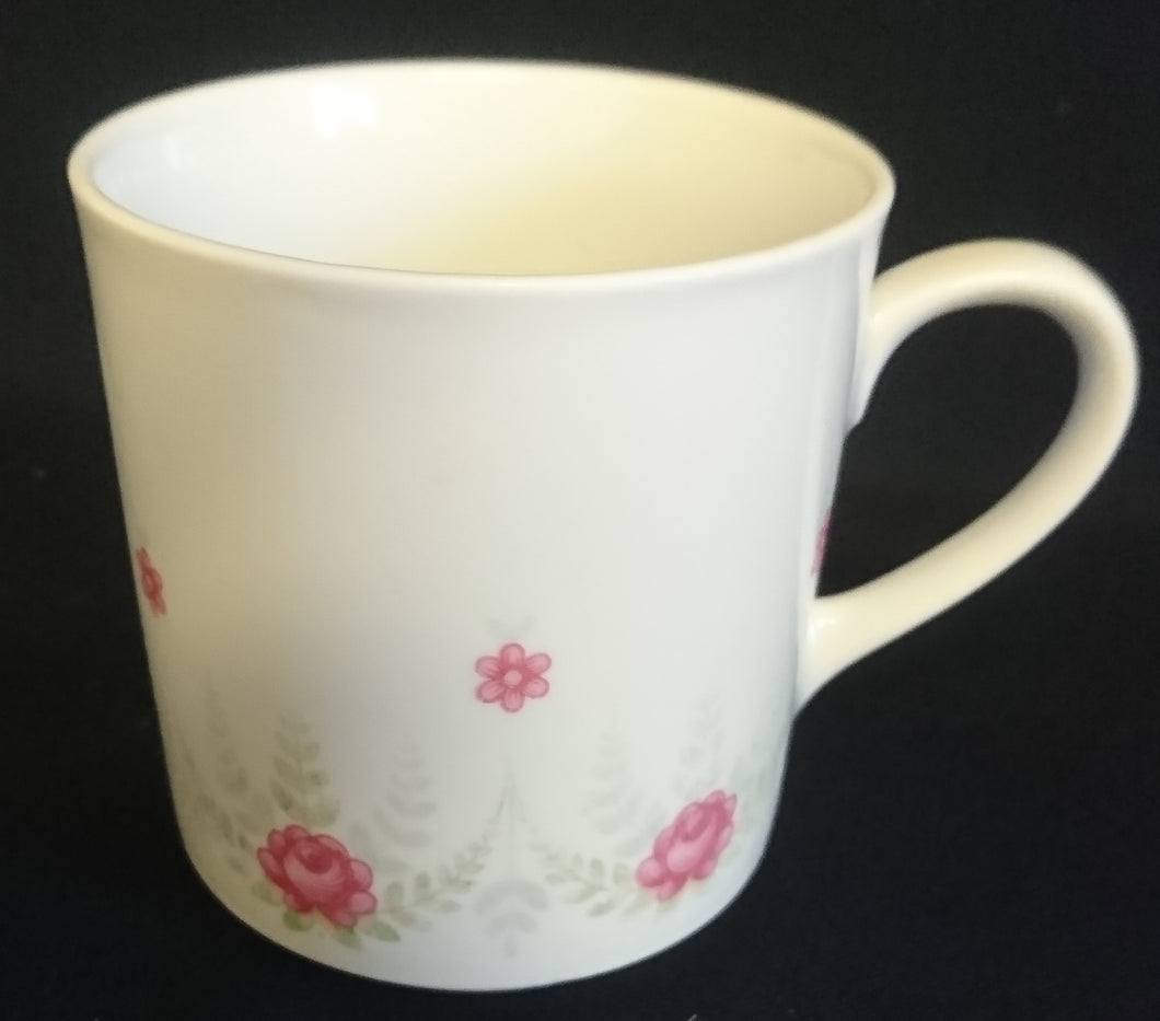 KAFFEETASSE - Porzellan, Flora Ranken Blumen Blüten Pflanzen Blatt Blätter Motiv Dekor