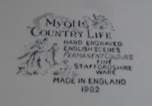 Lade das Bild in den Galerie-Viewer, SERVIERPLATTE &quot;Country Life&quot; - Keramik / Steingut (Fine Staffordshire Ware), Ovale Form, Englisches Landleben Scenen Motiv Dekor, Hand graviert
