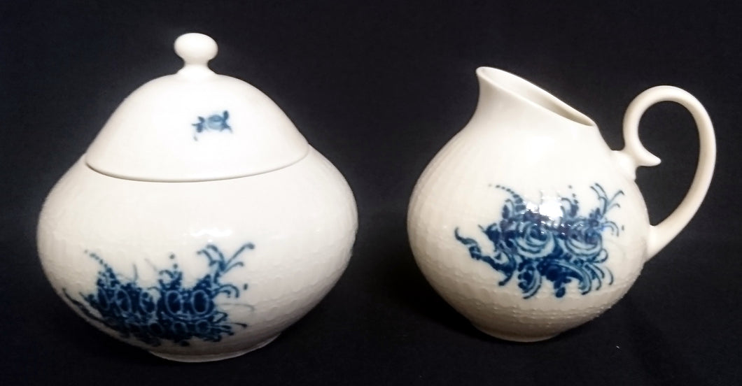 3er Set MILCHKÄNNCHEN & ZUCKERDOSE MIT DECKEL 