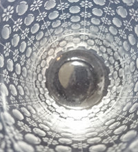 Lade das Bild in den Galerie-Viewer, 2er Set LONGDRINK GETRÄNKEGLÄSER &quot;Studio Linie&quot; - Kristallglas, Geschliffenes Geometrisches Abstraktes Punkte Kreise Dekor
