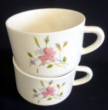 Lade das Bild in den Galerie-Viewer, 2er Set KAFFEETASSEN - Porzellan, Lilien Blumen Blüten Pflanzen Motiv Dekor
