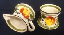 Lade das Bild in den Galerie-Viewer, 16 Teiliges KAFFEESERVICE &quot;Madeira&quot; - Keramik / Steingut, Sonnenblumen Blüten Pflanzen Motiv Randdekor, Handbemalt
