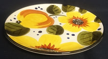 Lade das Bild in den Galerie-Viewer, 16 Teiliges KAFFEESERVICE &quot;Madeira&quot; - Keramik / Steingut, Sonnenblumen Blüten Pflanzen Motiv Randdekor, Handbemalt
