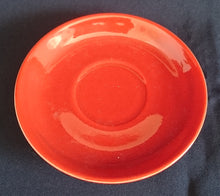 Lade das Bild in den Galerie-Viewer, 2er Set 3er KAFFEEGEDECKE &quot;Tirol&quot; - Keramik / Steingut, Rosen Motiv Dekor, Handbemalt
