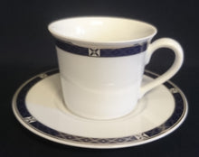 Lade das Bild in den Galerie-Viewer, 2er KAFFEEGEDECK &quot;Classica&quot; - Porzellan, Geometrischer X Kreuz Rand Dekor
