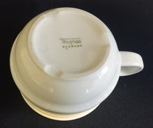 Lade das Bild in den Galerie-Viewer, KAFFEETASSE - Porzellan, Kreislinien Klassisch Dekor
